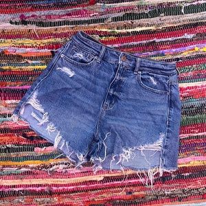 american eagle slightly distressed blue jean shorts